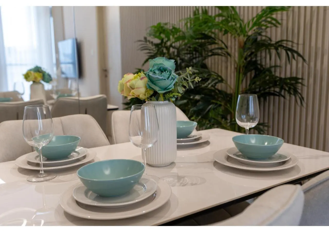 Modern 1Br Dania 1 Apartment With Private Balcony By Vibel Dubai 0*,